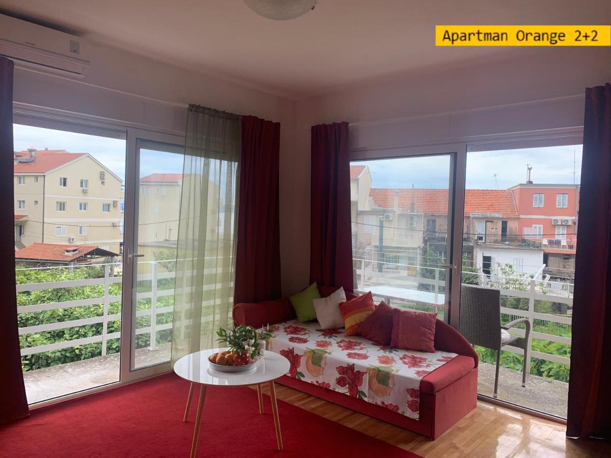 Apartments Garden House 포드고라 외부 사진
