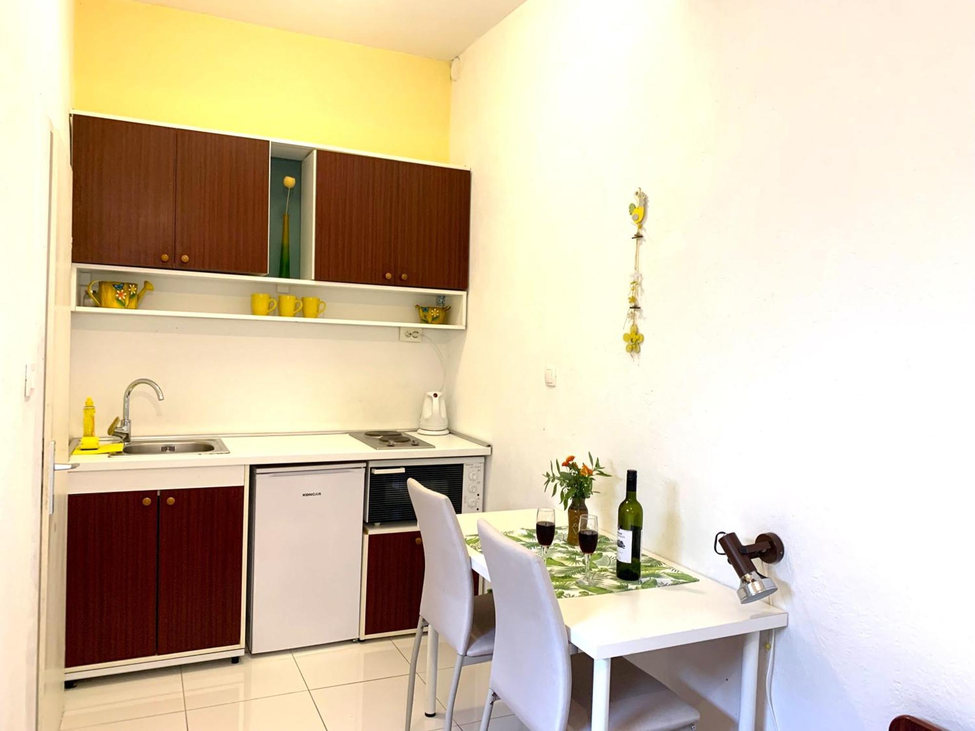 Apartments Garden House 포드고라 객실 사진